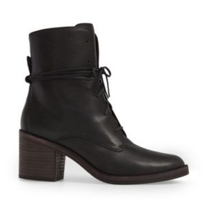 UGG Oriana Lace-Up Boot 